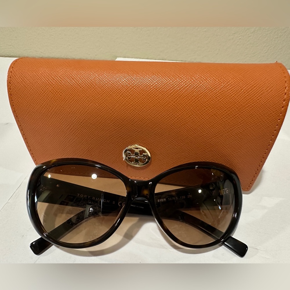 Tory Burch Cat Eye Sunglasses
